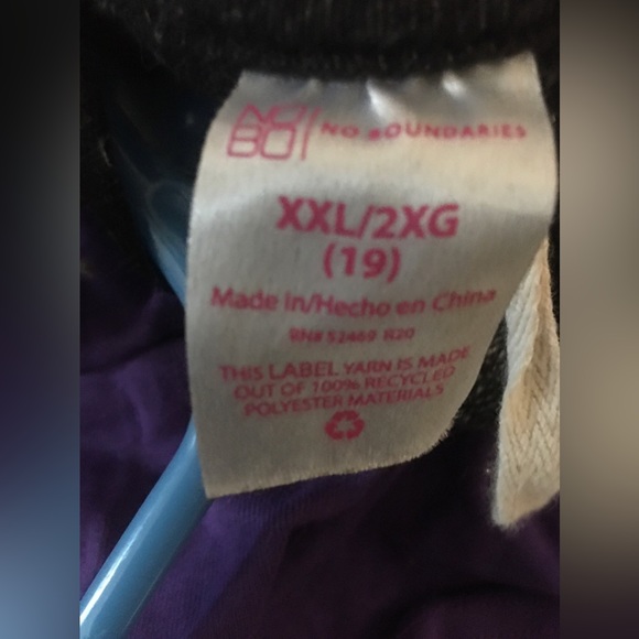 Thin sweater - Picture 3 of 3